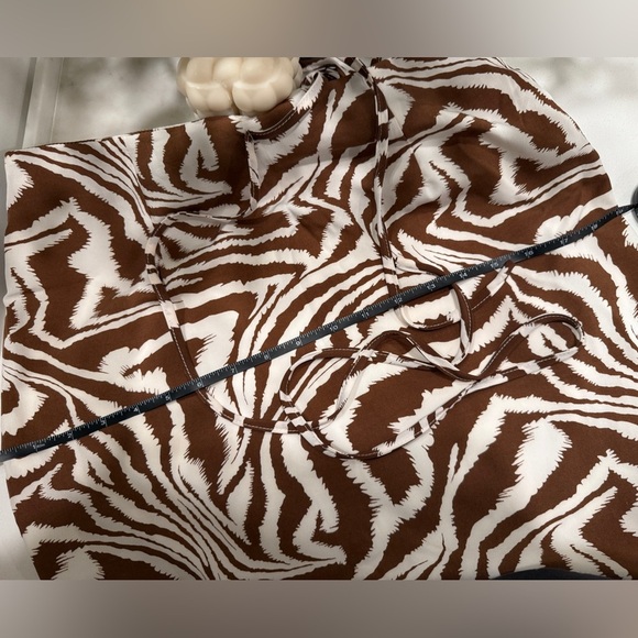 Missguided zebra print tie waist midi brown skirt with slit (size 6/M) - Picture 6 of 6